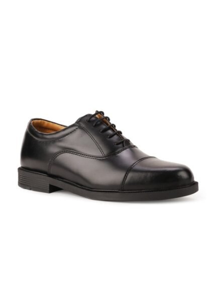 Bata Men Black Solid Formal Oxfords