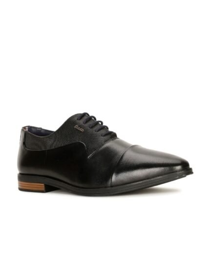 Bata Men Textured Formal Oxfords