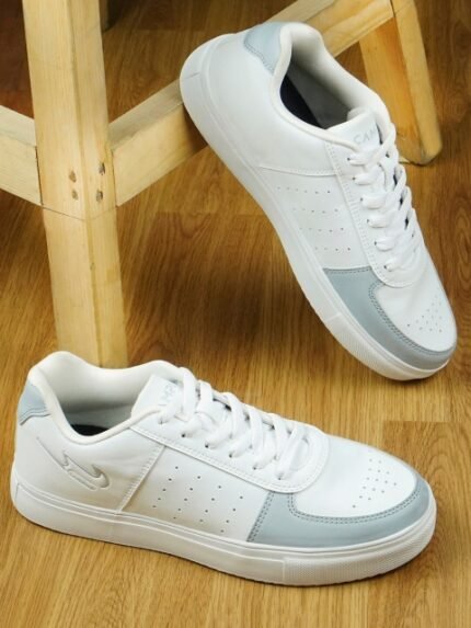 Campus Men White Colourblocked PU Sneakers