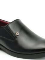 Carlton London Men Textured Formal Slip-On Shoes