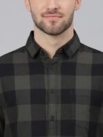 Dennis Lingo Men Olive Green & Black Comfort Slim Fit Buffalo Checked Cotton Casual Shirt