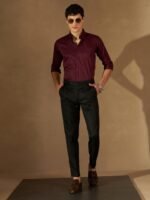 DENNISON Men Burgundy Twill Comfort Regular Fit Solid Formal Shirt
