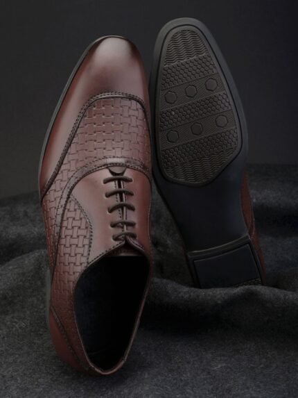 HERE&NOW Men Textured Formal Oxfords