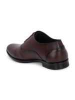 HERE&NOW Men Textured Round Toe Leather Formal Oxfords