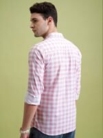 HIGHLANDER Men Slim Fit Gingham Checks Opaque Checked Casual Shirt