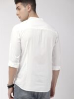 HIGHLANDER Men White Slim Fit Solid Casual Shirt