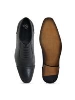 House of Pataudi Men Leather Textured Brogues