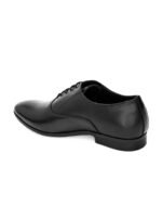 INVICTUS Men Black Solid Formal Oxfords