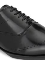 INVICTUS Men Black Solid Formal Oxfords