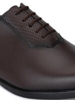 INVICTUS Men Brown Solid Formal Leather Oxfords