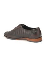 INVICTUS Men Brown Textured Formal Oxfords