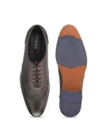 INVICTUS Men Brown Textured Formal Oxfords