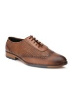 INVICTUS Men Tan Textured Formal Oxfords