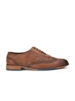 INVICTUS Men Tan Textured Formal Oxfords