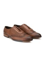 INVICTUS Men Tan Textured Formal Oxfords