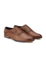 INVICTUS Men Tan Textured Formal Oxfords