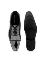 INVICTUS Men Textured Formal Oxfords