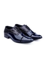 INVICTUS Men Textured Formal Oxfords