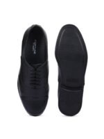 Liberty Men Black Solid Leather Formal Oxfords