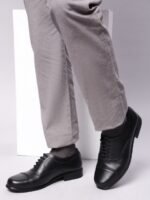 Liberty Men Black Solid Leather Formal Oxfords