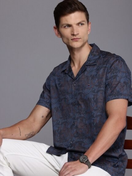 Louis Philippe Jeans Pure Cotton Slim Fit Tropical Printed Casual Shirt