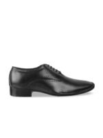 Mochi Men Black Textured Leather Formal Oxfords