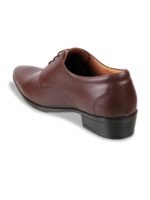 Mochi Men Brown Solid Leather Formal Oxfords