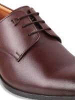 Mochi Men Brown Solid Leather Formal Oxfords