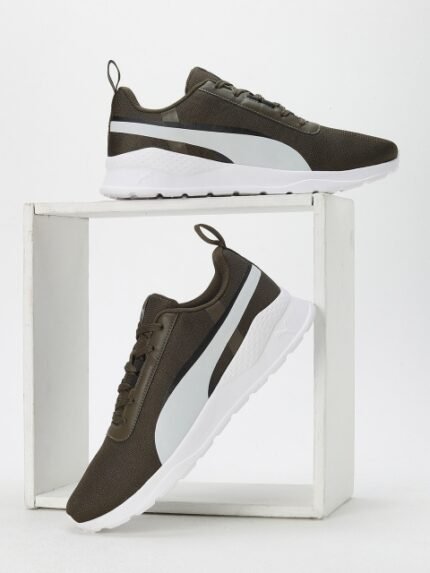 Puma Men Flexrate Sneakers