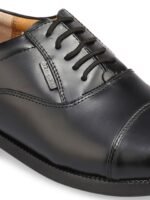 Red Chief Men Black Solid Leather Formal Oxfords