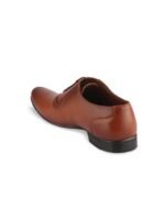 Red Chief Men Tan Brown Solid Leather Formal Oxfords