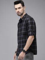 Roadster Men Black & Grey Checked Pure Cotton Casual Shirt