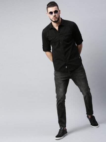 Roadster Men Black Regular Fit Solid Sustainable Casual Shirt