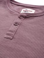 Roadster Men Mauve Textured Henley Neck T-shirt