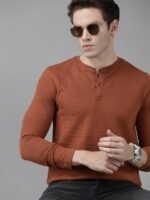 Roadster Men Rust Checked Mandarin Collar T-shirt