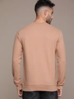 Roadster Men Solid T-shirt