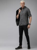 Roadster Men Standard Roll-Up Sleeves Pure Cotton Casual Shirt