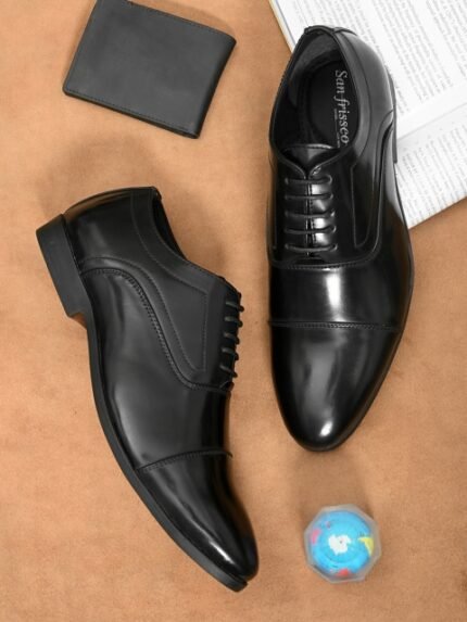 San Frissco Men Black Solid Formal Leather Oxfords