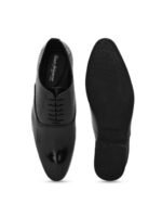 San Frissco Men Black Textured Formal Oxfords