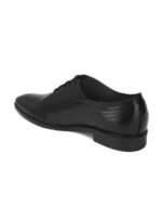 San Frissco Men Textured Formal Oxfords
