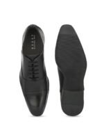 San Frissco Men Textured Leather Formal Oxfords