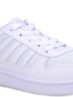 Sparx Men White Solid Sneakers