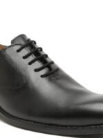 Teakwood Leathers Men Black Solid Leather Formal Oxfords