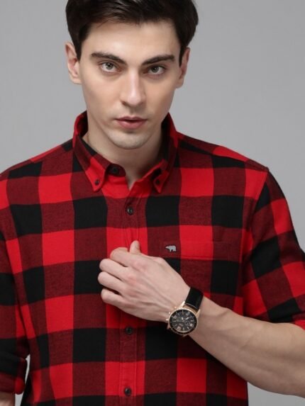 THE BEAR HOUSE Men Red Flannel Slim Fit Pure Cotton Checked Casual Shirt