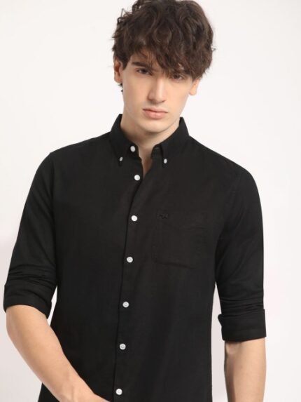 THE BEAR HOUSE Men Solid Slim Fit Casual Shirt