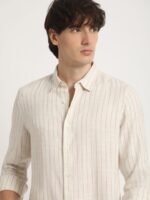 THE BEAR HOUSE Vertical Striped Slim Fit Casual Shirt