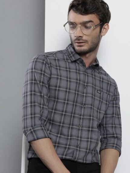 The Indian Garage Co Men Grey Slim Fit Tartan Checks Casual Shirt