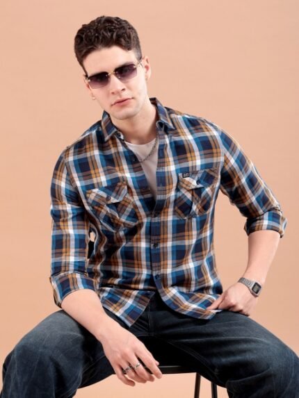 The Indian Garage Co Men Khaki & Navy Blue Slim Fit Checked Casual Shirt