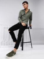 The Indian Garage Co Men Olive Green Solid Casual Shirt