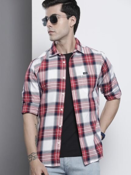 The Indian Garage Co Men Red Comfort Tartan Checks Checked Casual Shirt